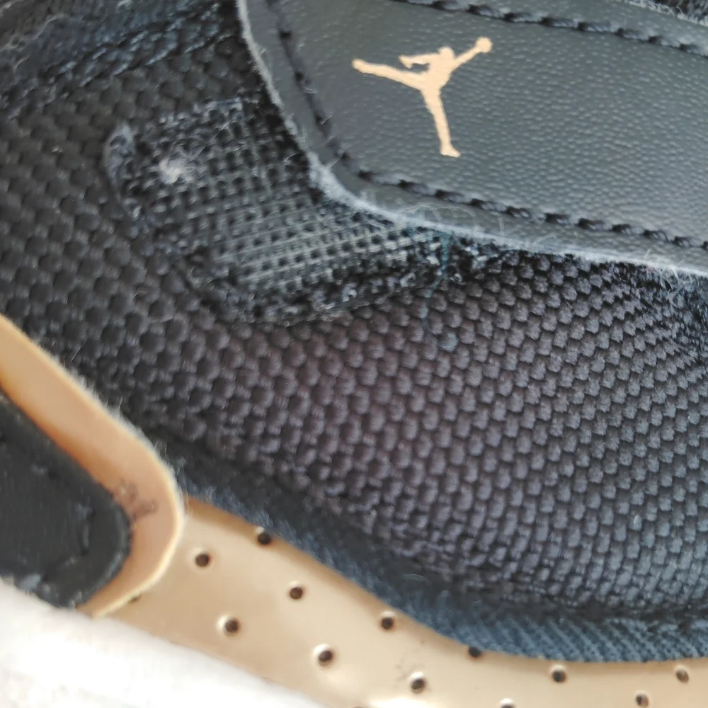 Jordan Max Aura‎ 4 Sz 5c